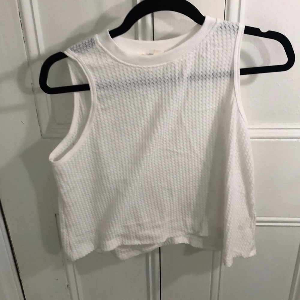 MIAMI white cropped tank.